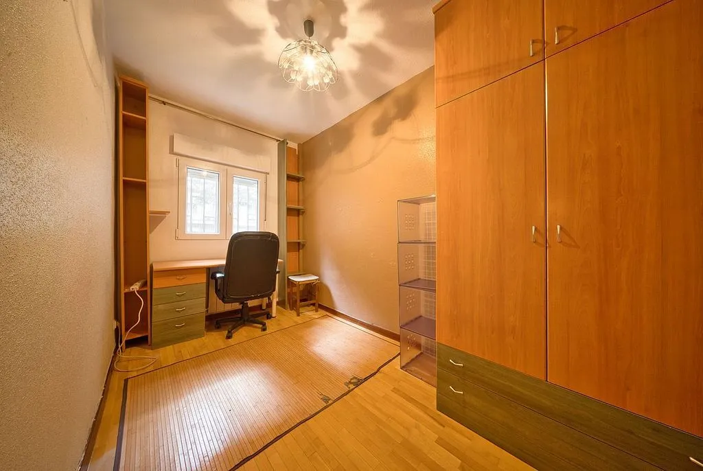 Kabinet - Furnished Flat with Garden View in Rondilla