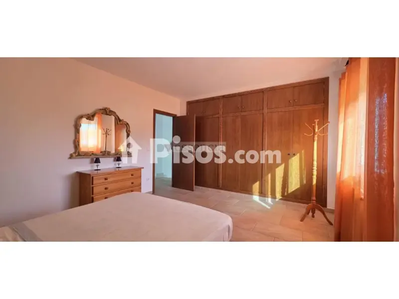 Magamistoad - Chalet with Pool in Oliva Pueblo