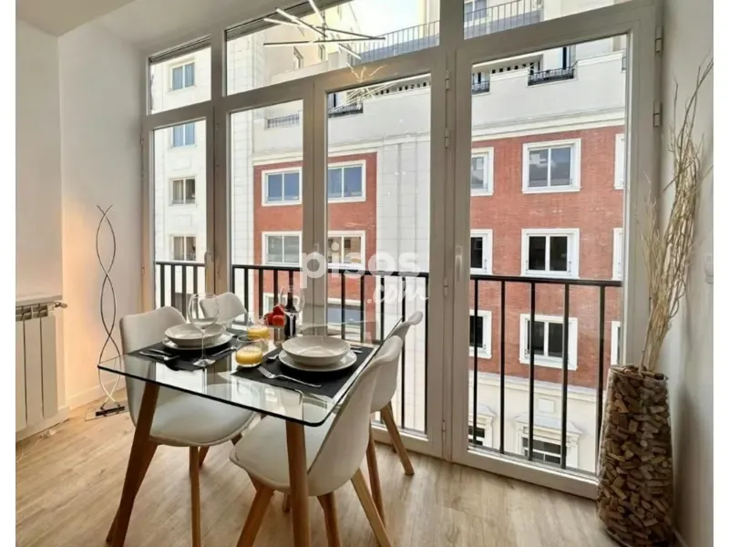 Söögituba - Apartment with Air Conditioning in Madrid Centre