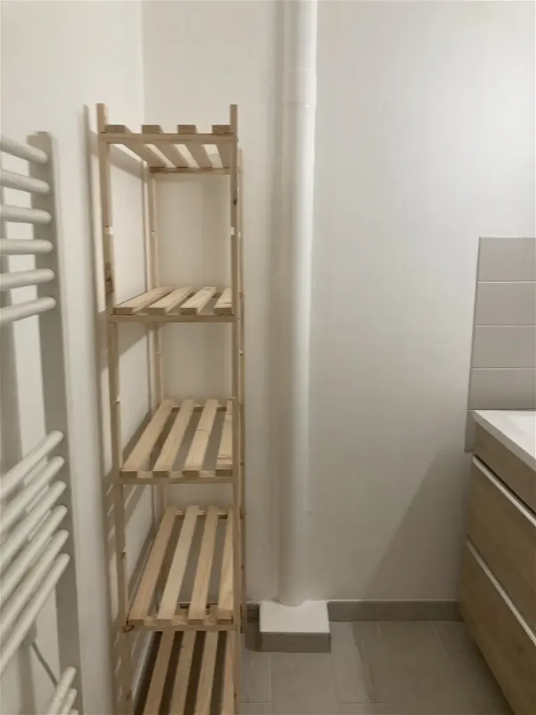 Salles de bain - Appartement Meublé Rez-de-Chaussée à Lisieux