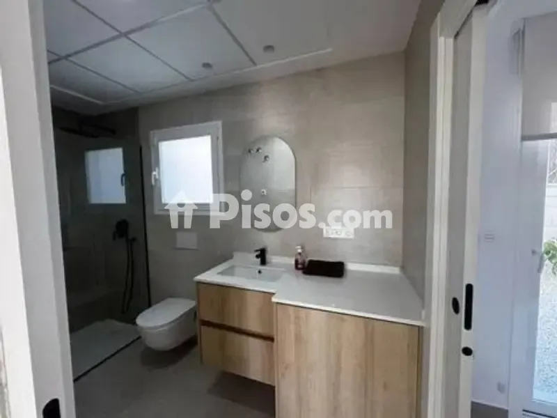 Bathrooms - Chalet with Pool in Pilar de la Horadada