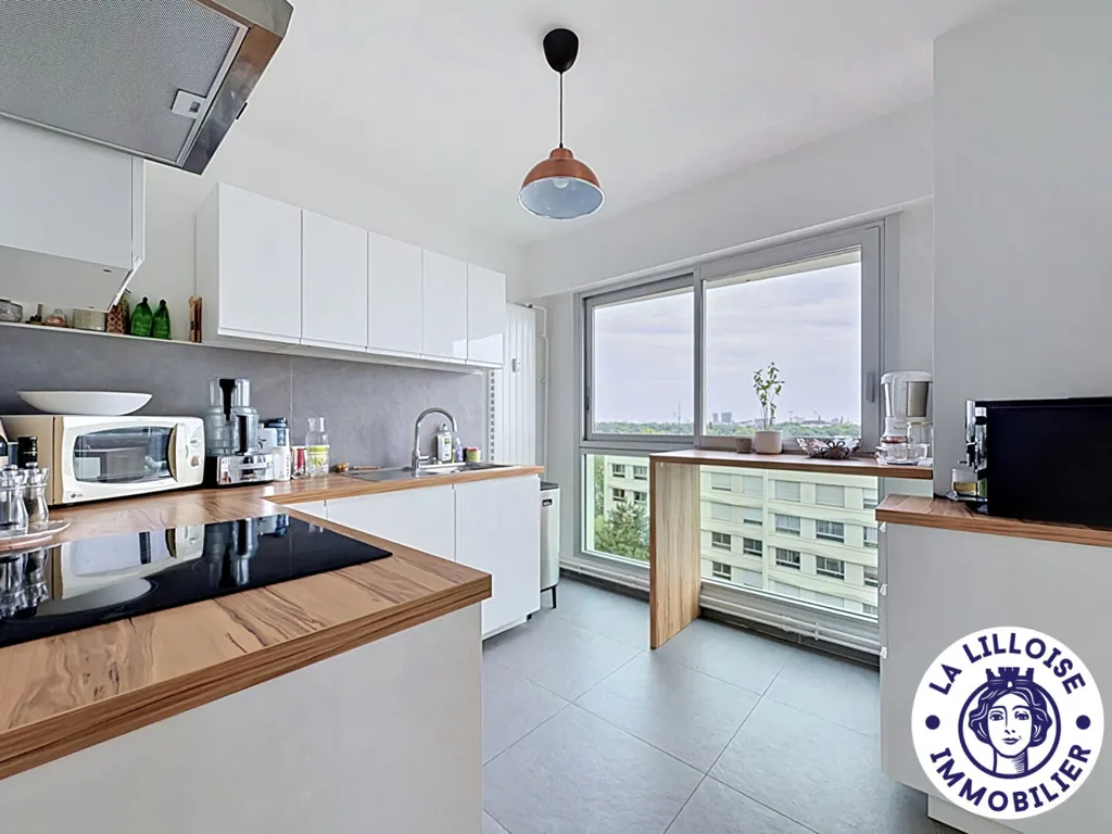 Kitchen - Luxury Flat with Panoramic View in Lambersart