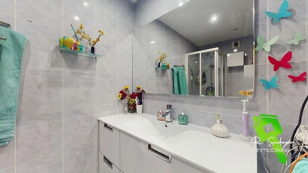 Vannitoad - Apartment with Garden and Garage in San Vicente