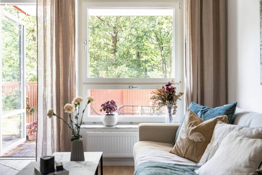 Elutuba - Modern Apartment with Garden View in Årstaskogs Väg