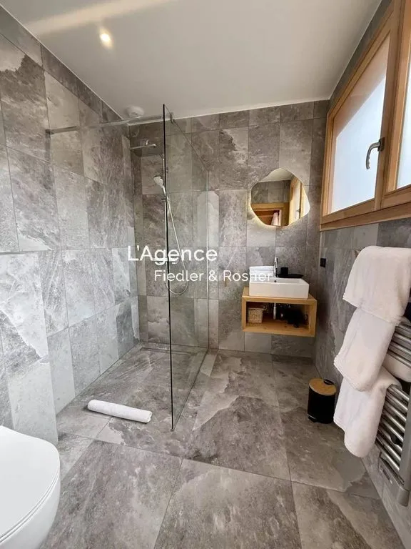Bathrooms - Luxury Chalet with Pool in Combloux