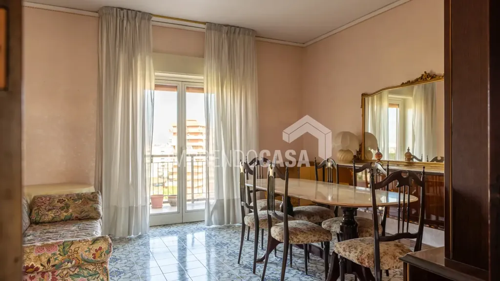 Salle à manger - Panoramic Apartment with Balcony in Palermo