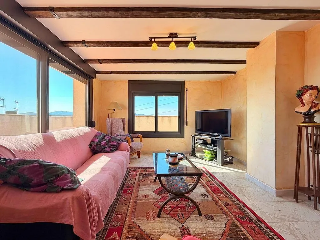 Elutuba - Chalet with Pool and Terrace in Canyelles
