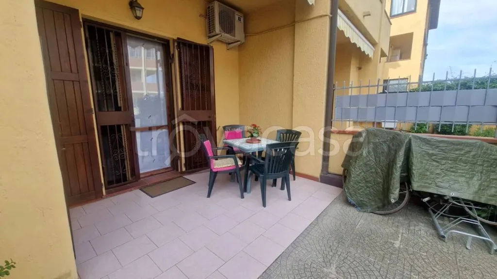 Terrasse - Two-Bedroom Apartment with Private Garden in Comacchio