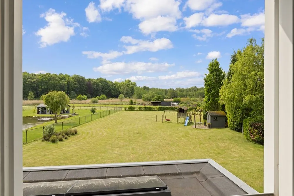 Aed - Eco-Friendly Villa with Solar Panels in Venlo