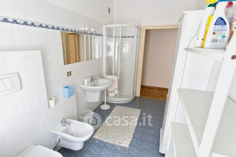 Bathrooms - Apartment with Balcony in Trento
