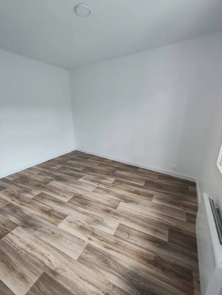 Toad - Renovated 2-Bedroom Apartment in Cherbourg