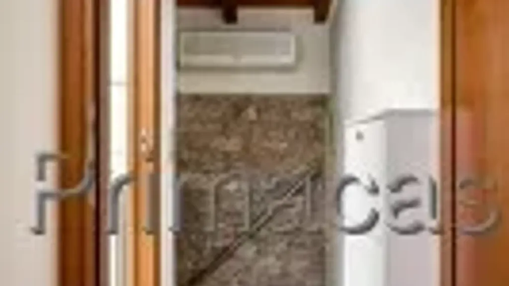 Ingresso - Central 2-Bedroom Apartment in Verona
