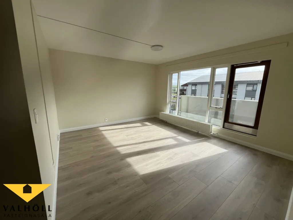 Elutuba - Apartment with Balcony in Reykjanesbær