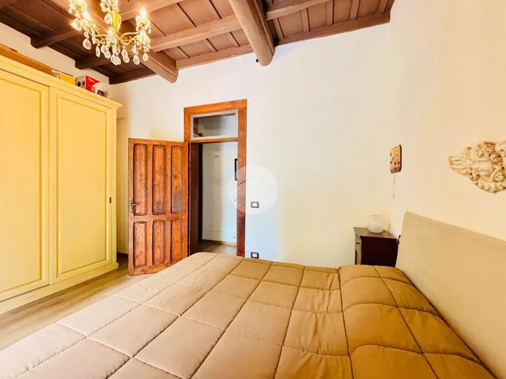 Chambres - Rear-Facing Apartment with Garden in Viterbo
