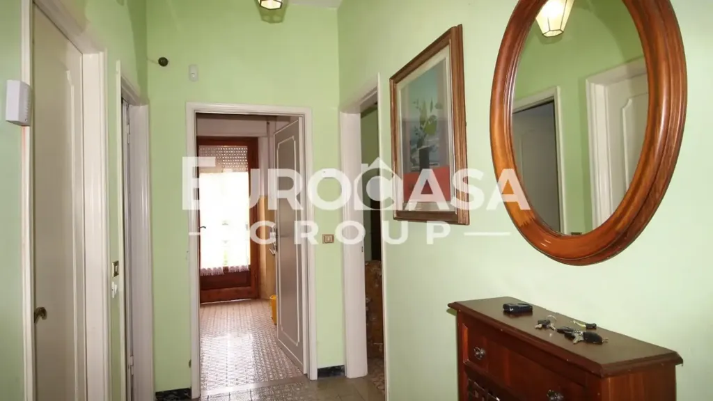Esik - Signorile Villa with Garden in Lucca West