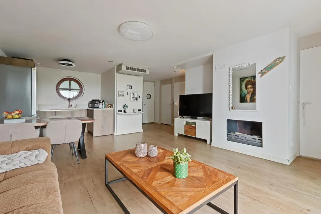 3-toaline korter asukohas Loosdrecht