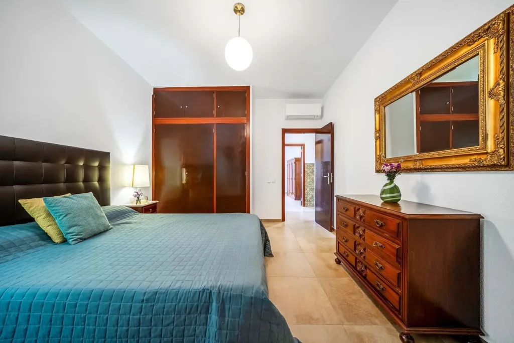 Chambres - Renovated Villa with Pool in Pechão, Olhão