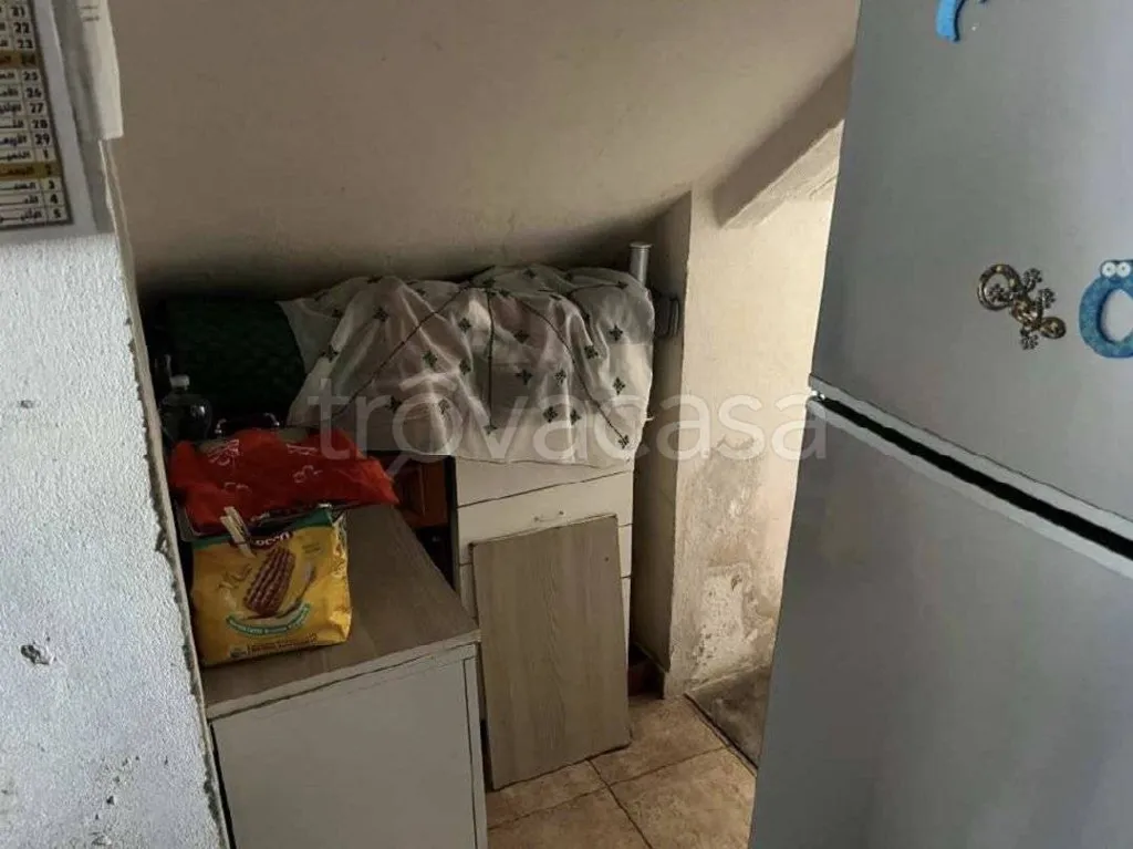 Cuisine - Ground Floor Apartment with Courtyard Access in Priocca