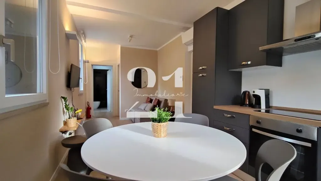 Salle à manger - Modern Bilocale with Parking in Varazze