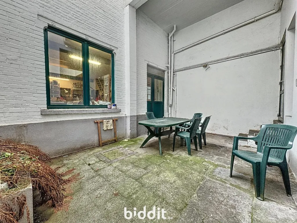 Jardin - Immeuble de Rapport avec Dépendances Rue des Fabriques