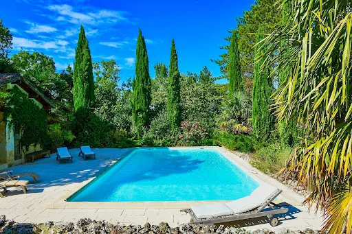 Piscine - Hamlet Rénové avec Vue sur les Pyrénées à Condom