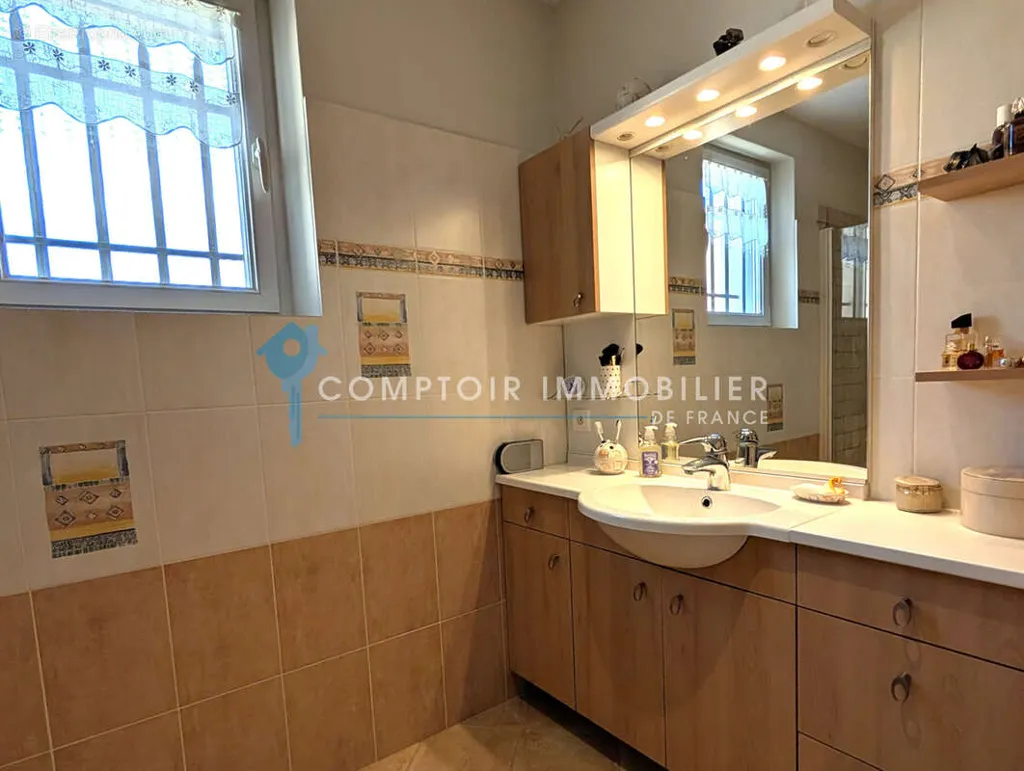 Bagni - Architectural House with Panoramic Views near Apt