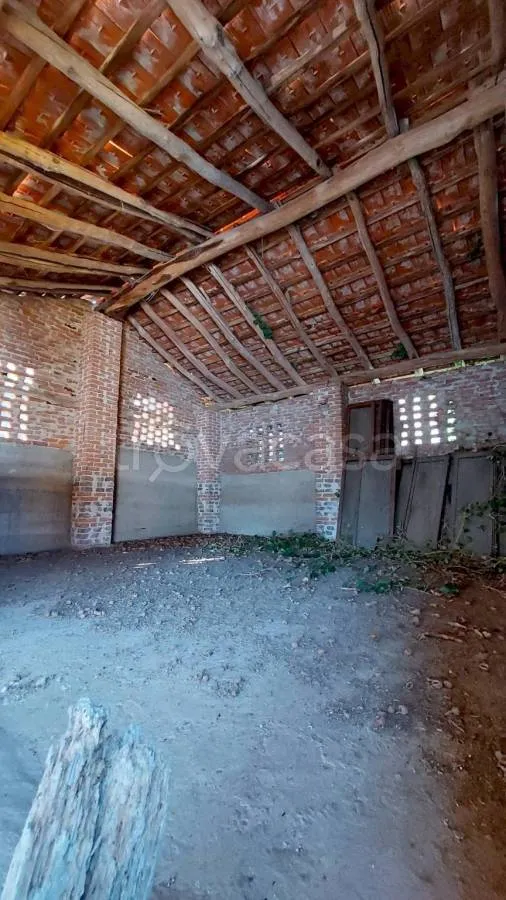 Pièces - Rustic House with Private Garden in Cervasca