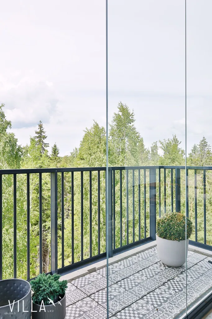 Balcone - Modern Apartment with West-Facing Balcony in Vuores