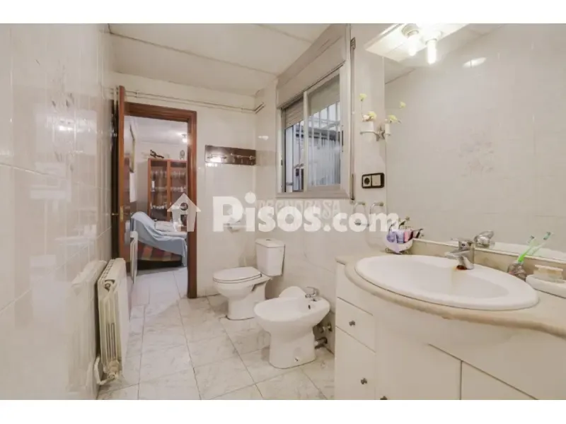 Bagni - Two-Storey House with Terraces in Terrassa