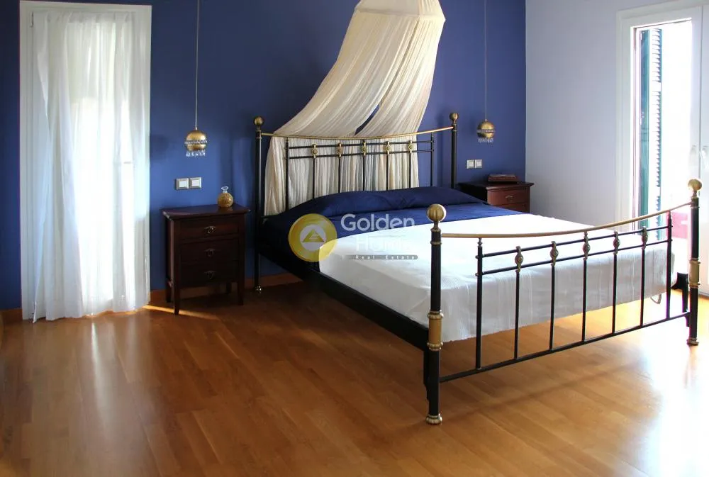 8-room house in GR