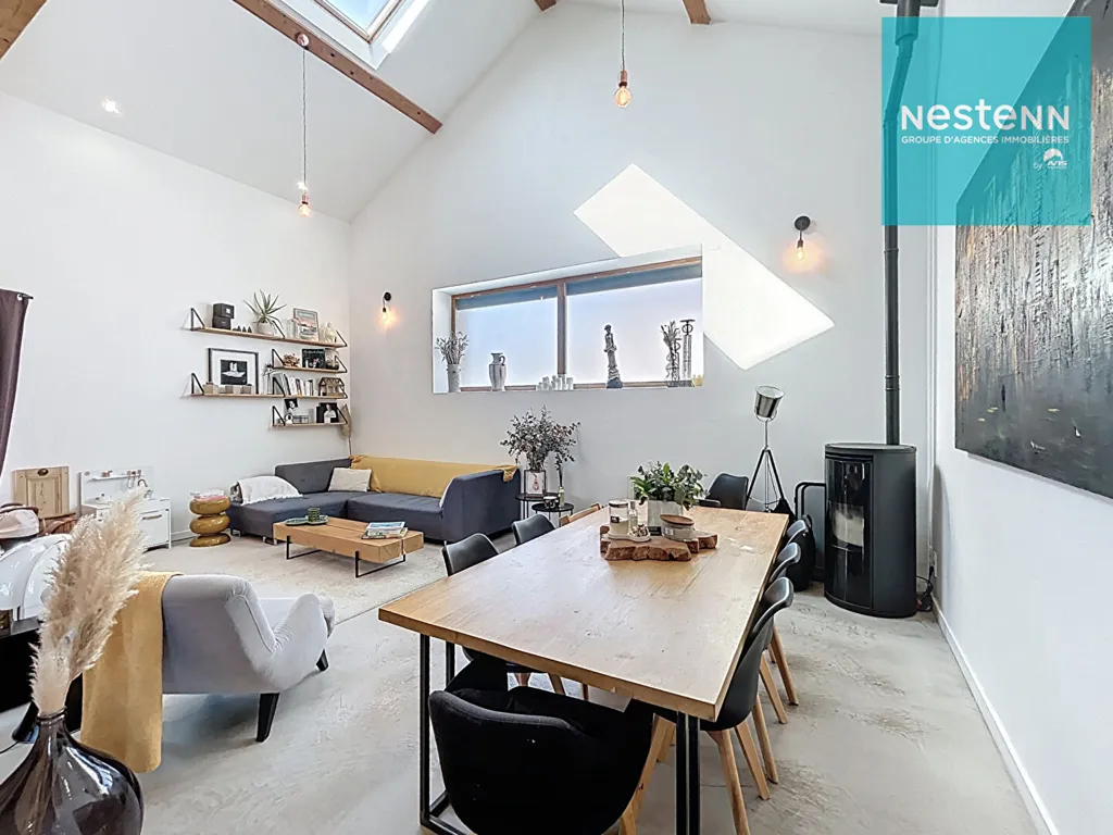Salle à manger - Maison Rénovée avec Terrasse à Saint-Just-Saint-Rambert