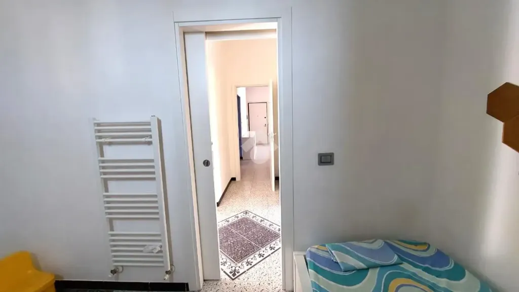 Chambres - Apartment with Balconies near Piazza del Popolo, Latina