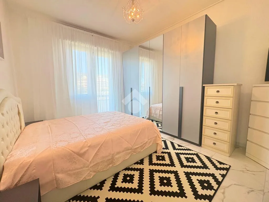 Chambres - Renovated Apartment with Balcony in Ancona