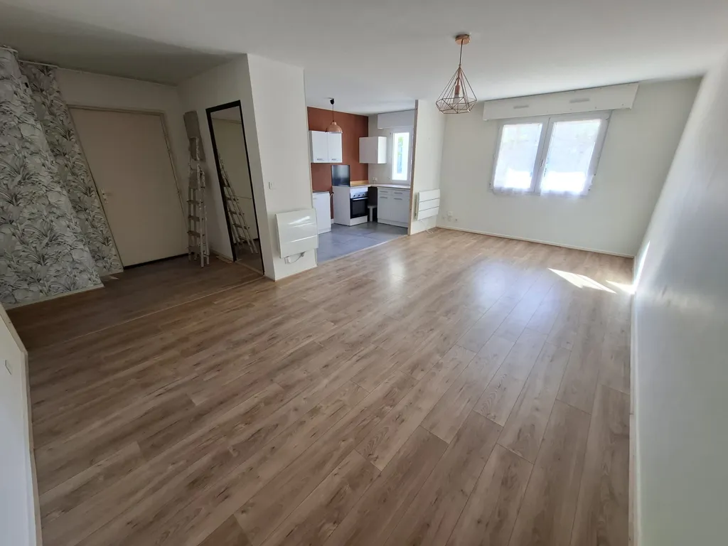 Wohnzimmer - 3-Bed Flat with Parking in Madeleine