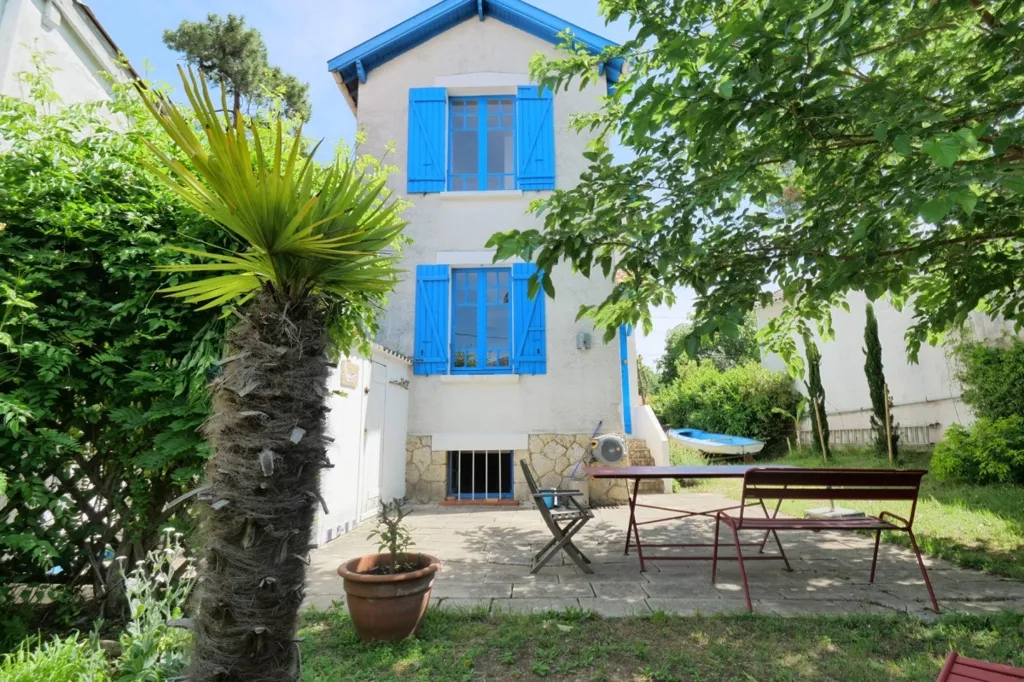 Jardin - Maison des Années 30 avec Terrasse à Royan