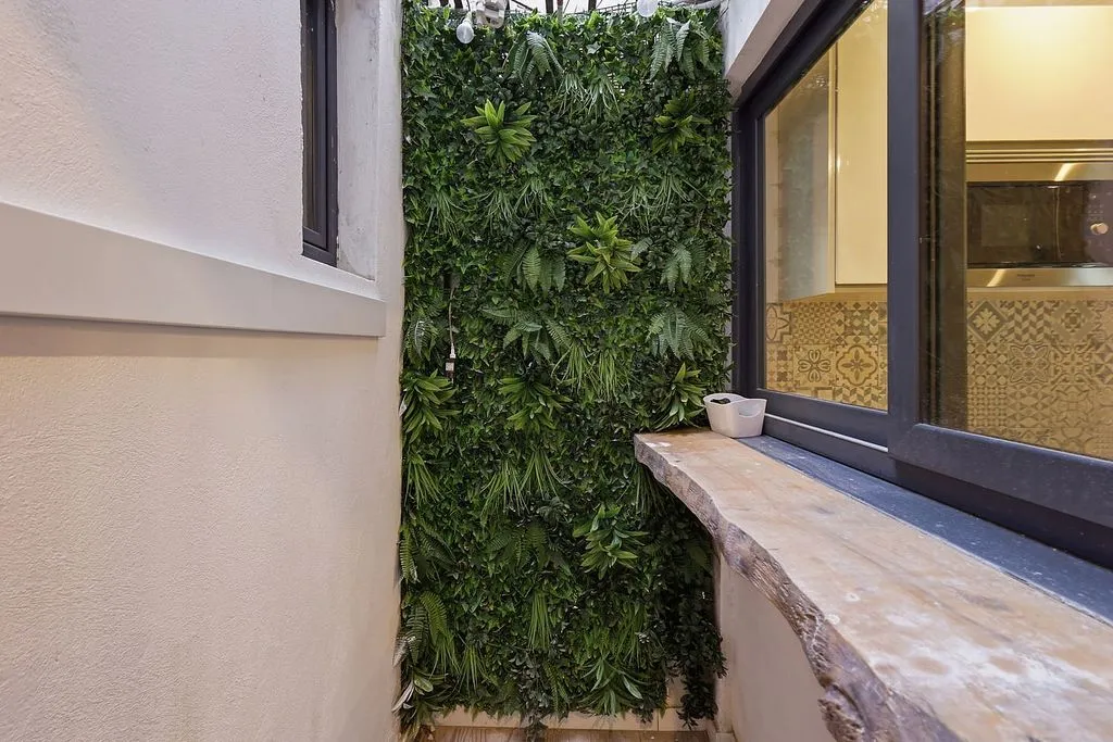 Aed - Aménagé Studio with Patio in Montolivet, Valencia