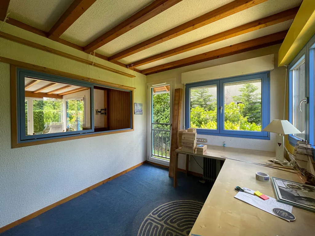 Bureau - Maison T6 avec Sous-Sol Complet dans le Jardin à Besançon Bregille