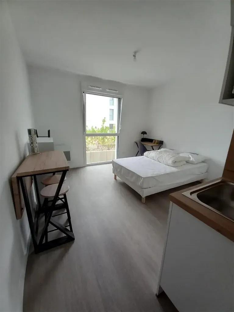 Magamistoad - Modern Studio in La Roche-sur-Yon Centre