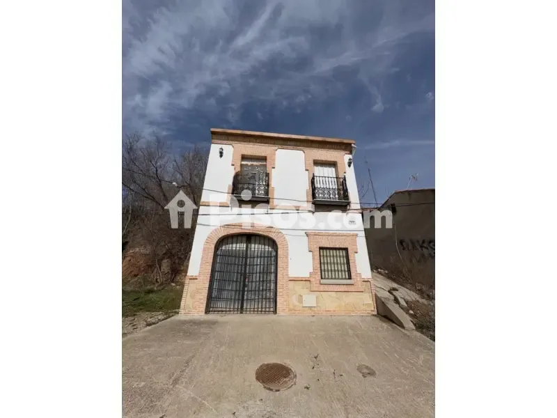 Välivaade - Versatile Bodega with Street Access in Aranzueque