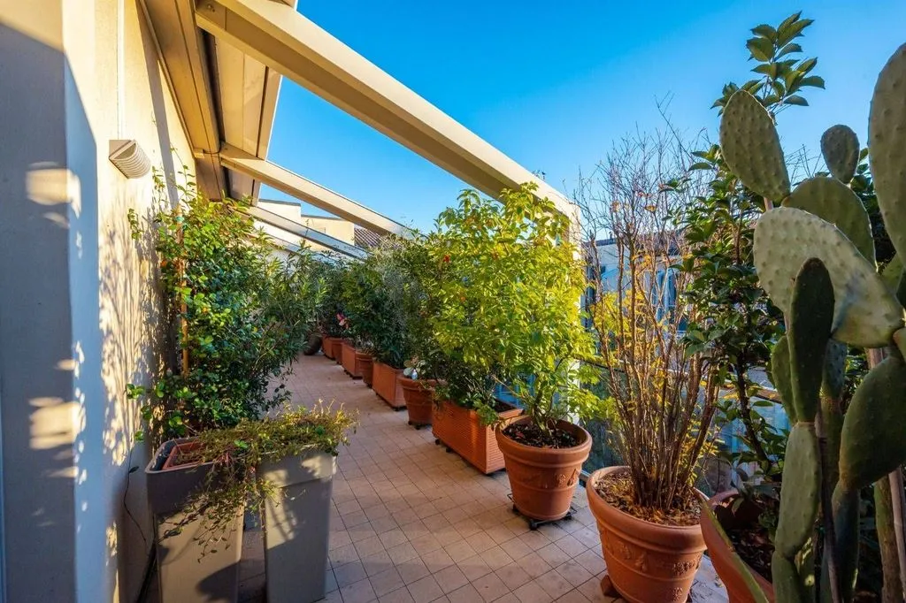 Terrass - Luxury Penthouse with Terraces in Modena