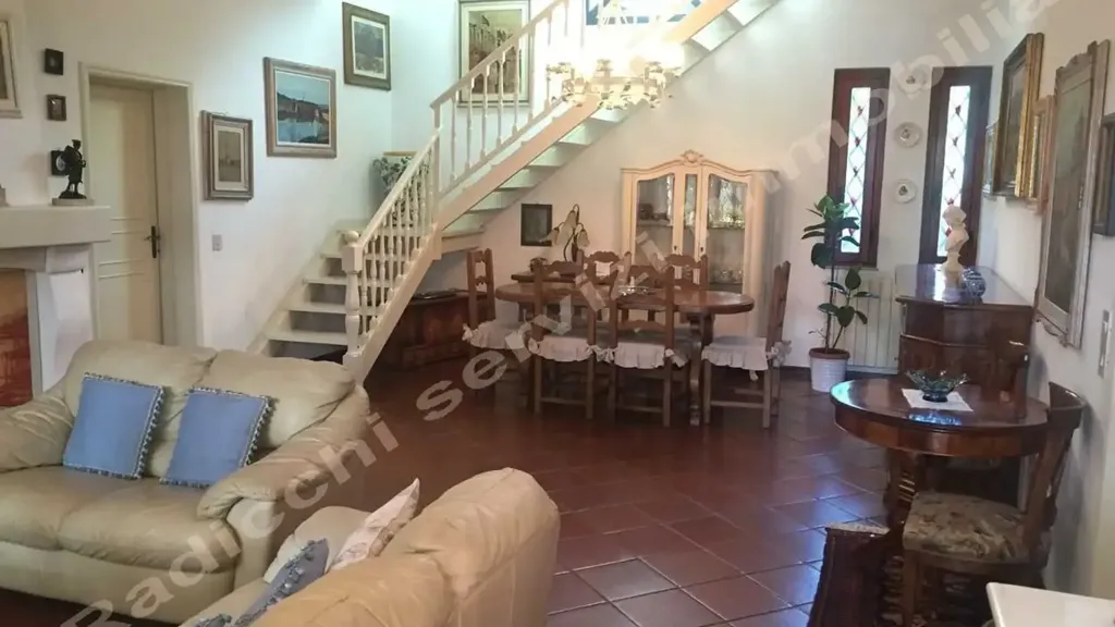 Elutuba - Villa with Garden in Forte Dei Marmi
