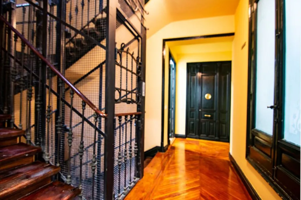 Toad - Charming Flat with Balcón in Madrid's Centro