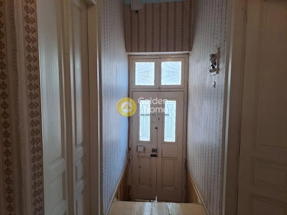 10-toaline maja asukohas GR