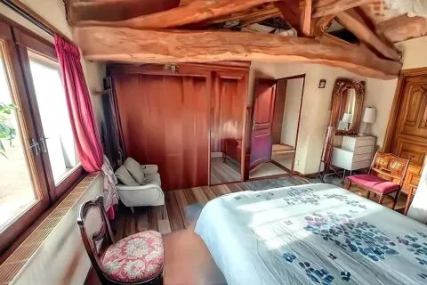 Chambres - Maison de Plain-Pied avec Piscine et Terrain d'1 Hectare
