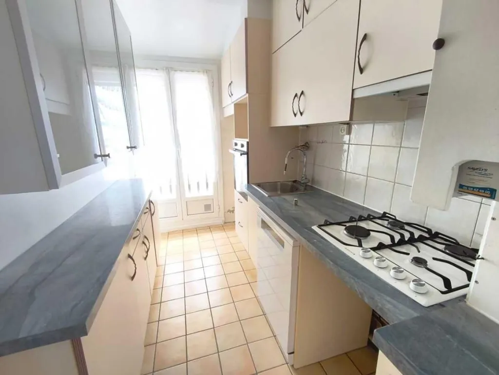 Cuisine - Appartement Duplex avec Balcon à Saint-Jean de Luz