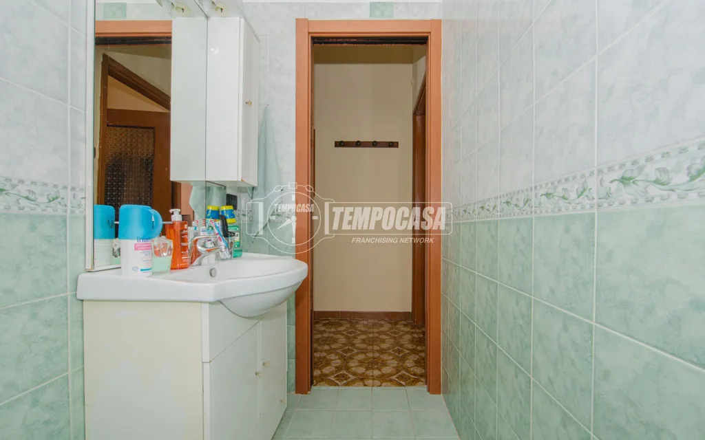 Salles de bain - One-Bedroom Apartment with Balcony in Vigevano Centre