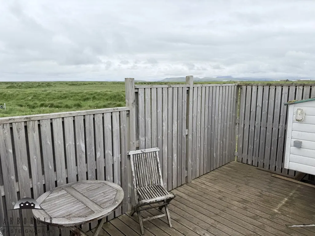 Terrasse - Modern House with Pool in Rangárþing eystra