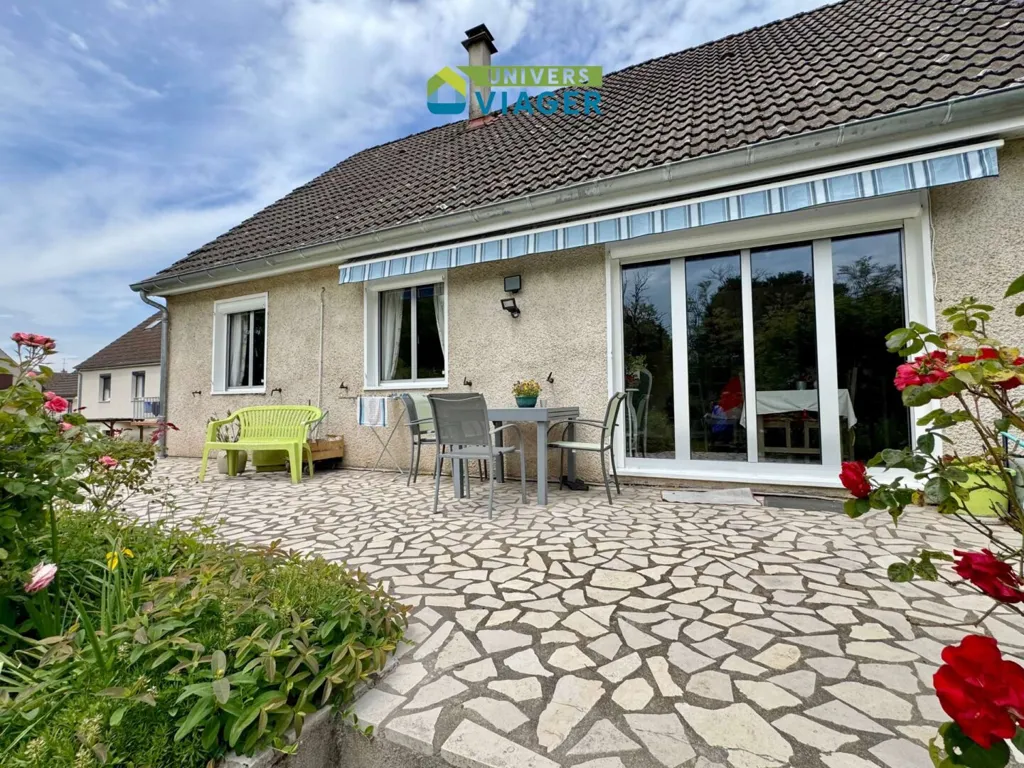 Terrazza - Detached House with Lake View in Torcy
