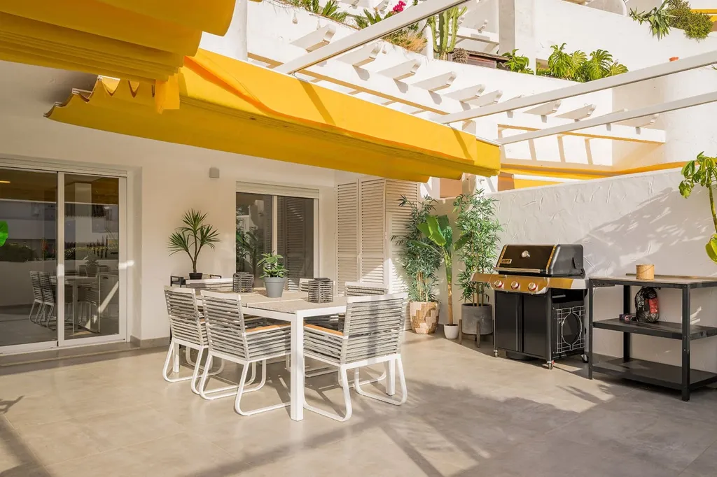 4 magamistoaga korter asukohas Marbella