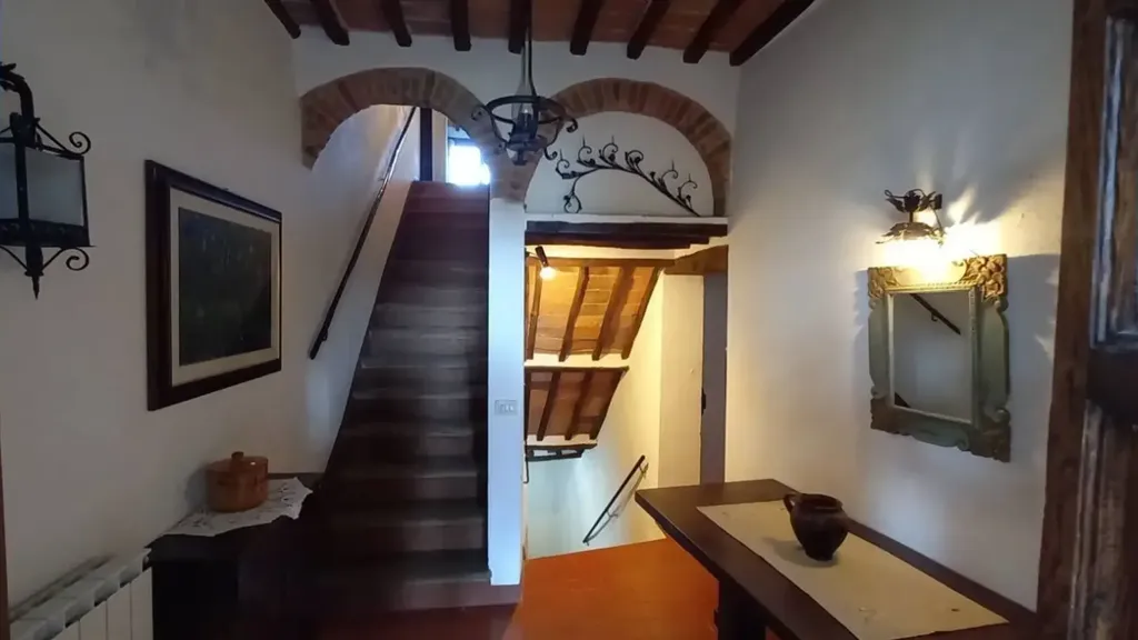 Entrée - Rustic House with Grotto in Piegaro